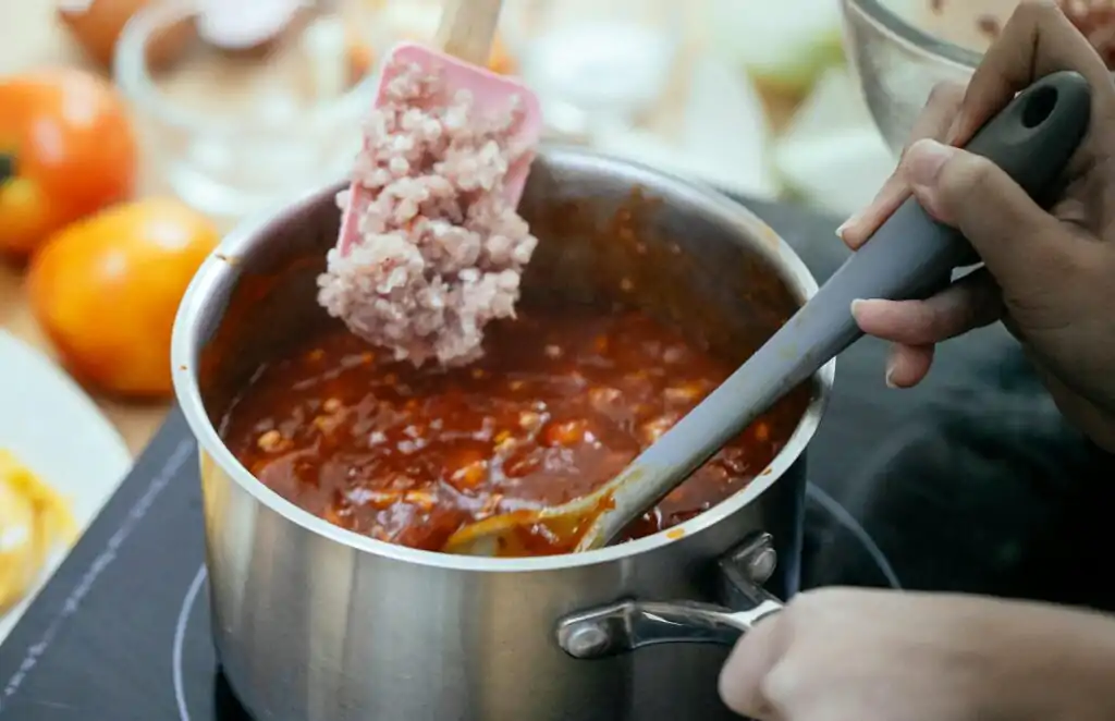 Ways Of Using Foodstuff - making stew